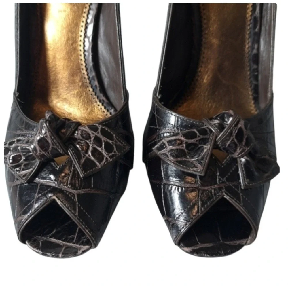 J Vincent Women's Size 10M Leather Peep Toe Heels‎ Brown Croc Embossed Pumps